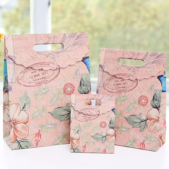 Borse da caffè in plastica promozionali per lo shopping di lusso bianco kraft art riciclato personalizzato con logo stampato con sacchetti di carta da regalo neri opachi